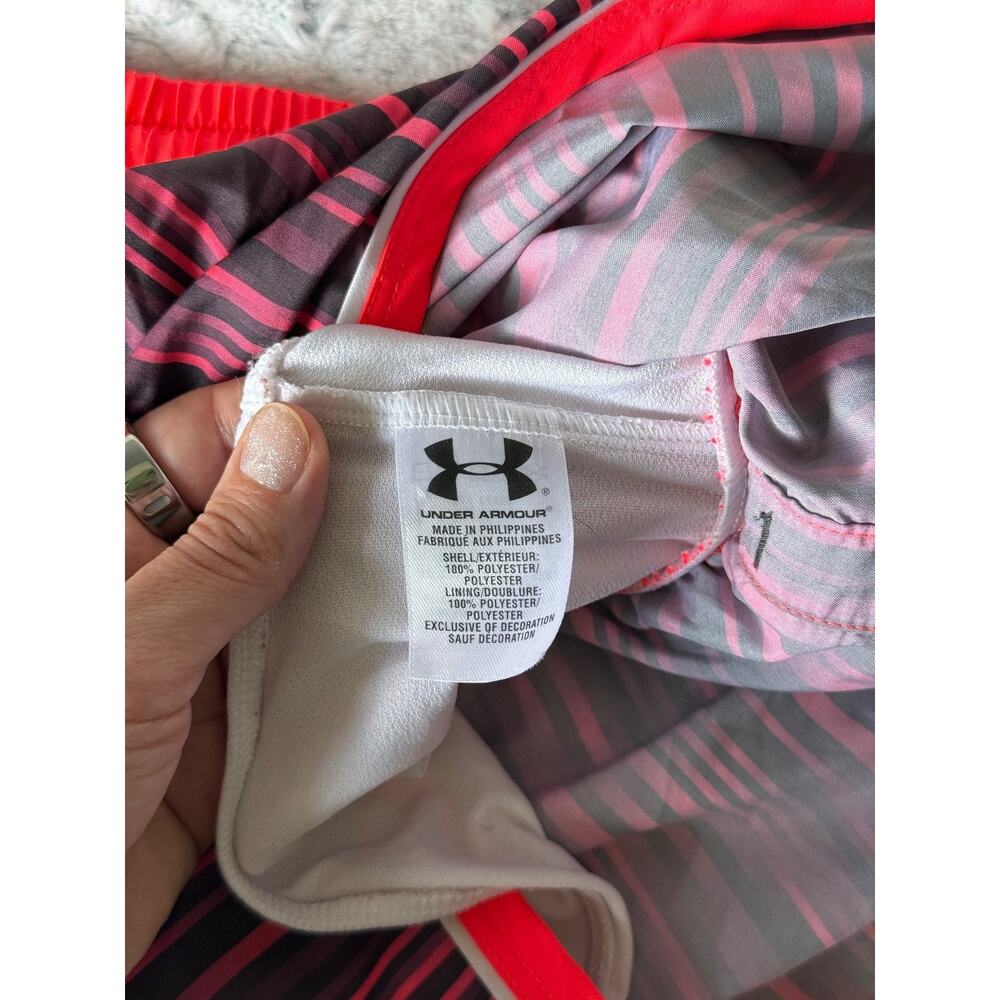 Under Armour HeatGear Athleisure Tenniscore Running Shorts Women M Striped - Picture 3 of 6